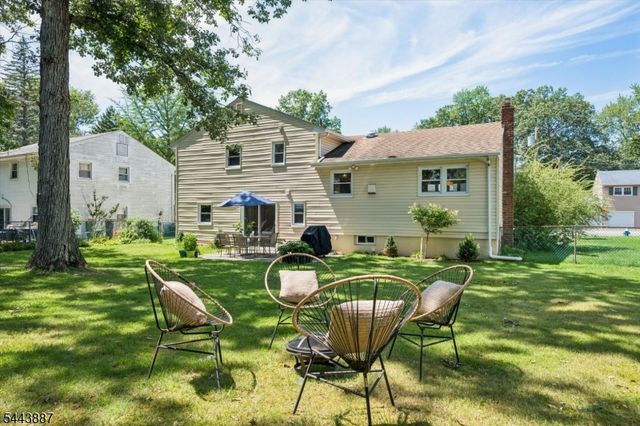 49 Crestmont Rd, West Orange Twp., NJ 07052