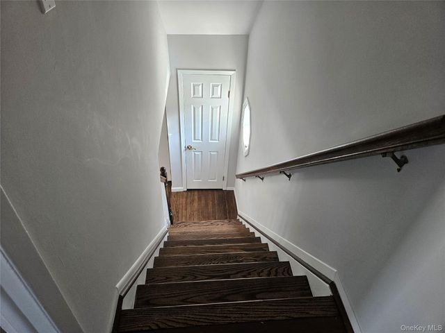 211 Iceland Drive, South Huntington, NY 11746