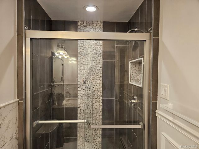 211 Iceland Drive, South Huntington, NY 11746