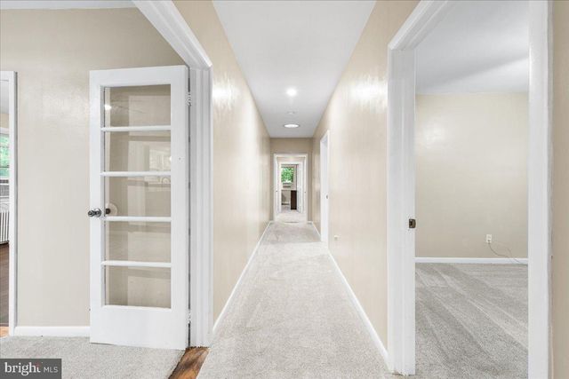 4 ORCHARD AVE, Bordentown, NJ 08505