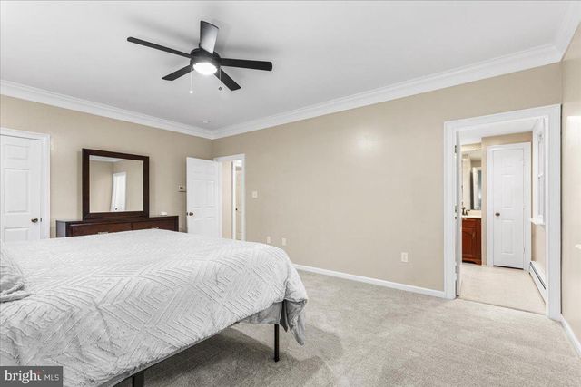 4 ORCHARD AVE, Bordentown, NJ 08505