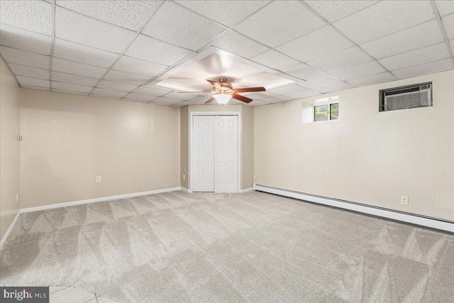 4 ORCHARD AVE, Bordentown, NJ 08505