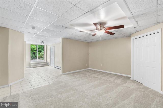4 ORCHARD AVE, Bordentown, NJ 08505