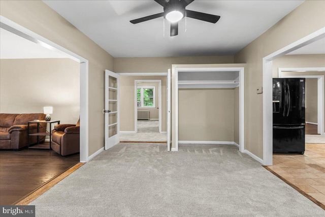 4 ORCHARD AVE, Bordentown, NJ 08505