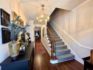 17 Willow Glen NE, Atlanta, GA 30342