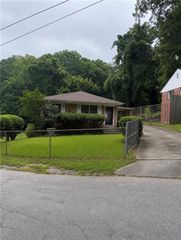 947 N Eugenia Place, Atlanta, GA 30318