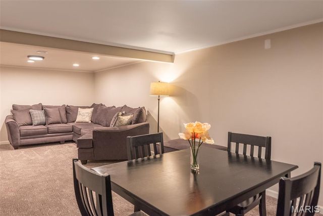 354 Greenbriar Lane, Ballwin, MO 63011