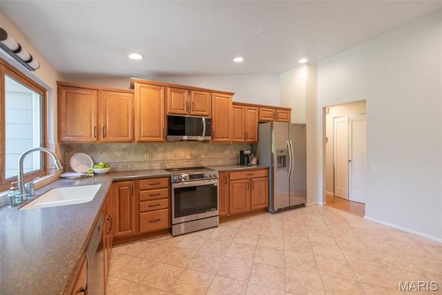 354 Greenbriar Lane, Ballwin, MO 63011