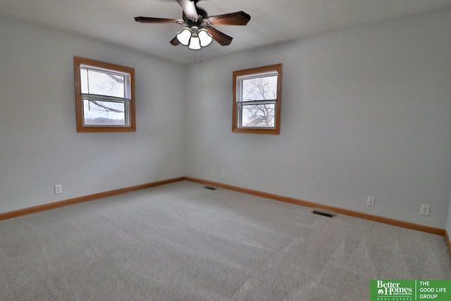 9001 Florence Drive, Bellevue, NE 68147