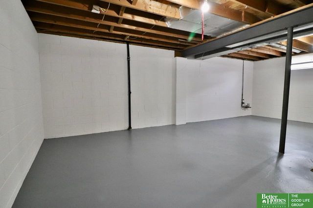 9001 Florence Drive, Bellevue, NE 68147