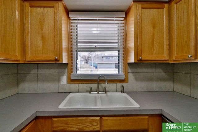 9001 Florence Drive, Bellevue, NE 68147