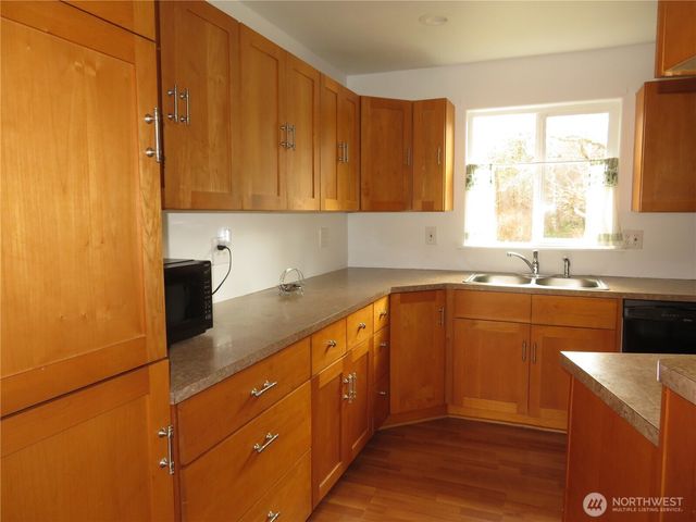 218 Bowes Road, Hoquiam, WA 98550