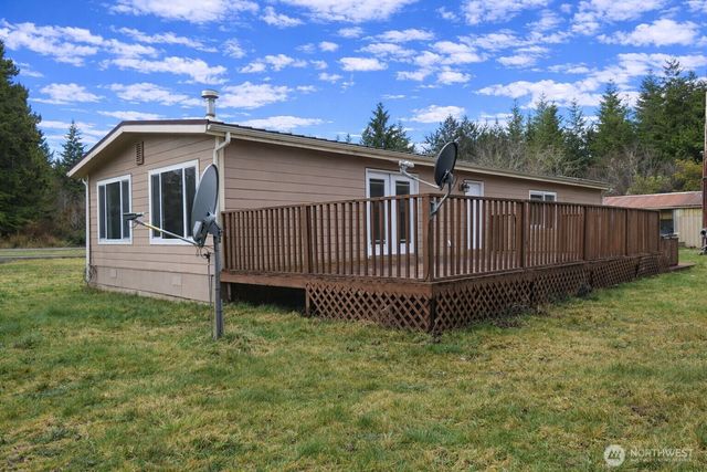 218 Bowes Road, Hoquiam, WA 98550