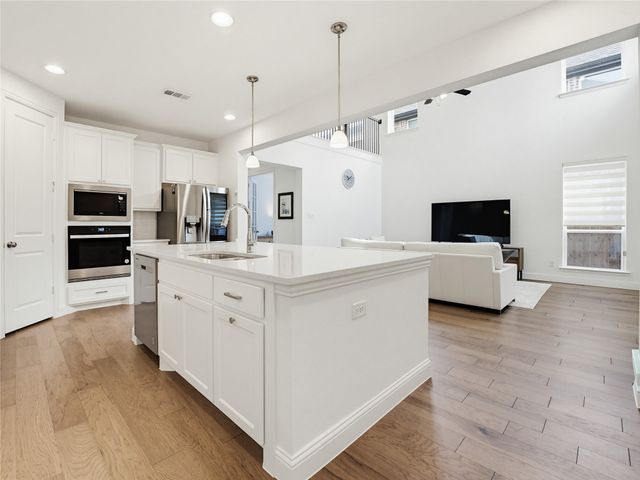 853 Lady Tessala Avenue, Lewisville, TX 75056