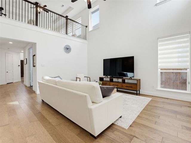 853 Lady Tessala Avenue, Lewisville, TX 75056