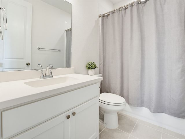 853 Lady Tessala Avenue, Lewisville, TX 75056