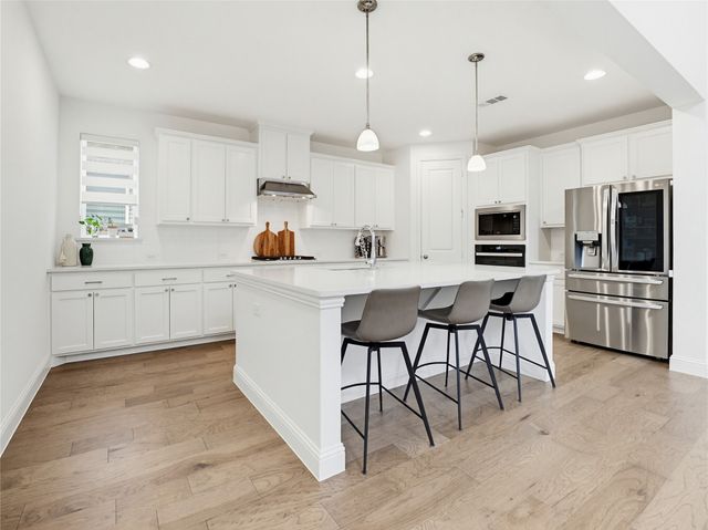853 Lady Tessala Avenue, Lewisville, TX 75056