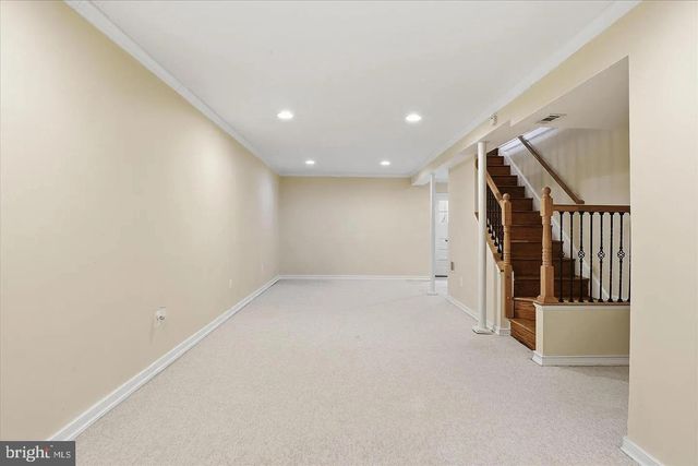 7416 SPORTSMAN DR, Falls Church, VA 22043