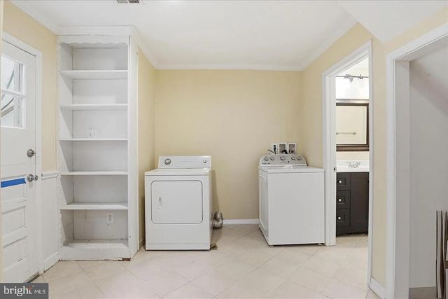 7416 SPORTSMAN DR, Falls Church, VA 22043