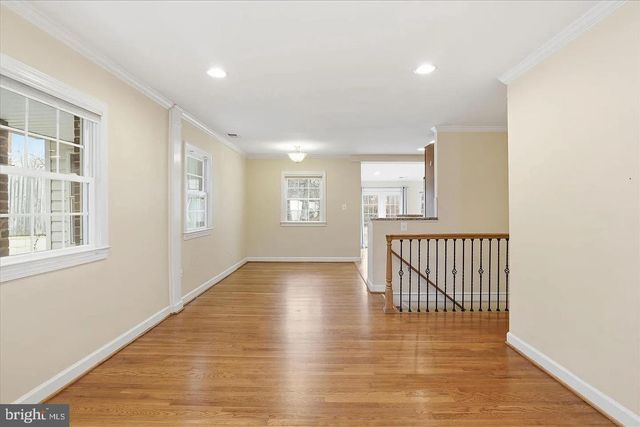 7416 SPORTSMAN DR, Falls Church, VA 22043