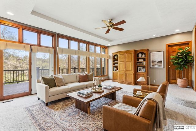 17108 R Circle, Omaha, NE 68135