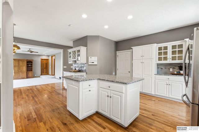 17108 R Circle, Omaha, NE 68135