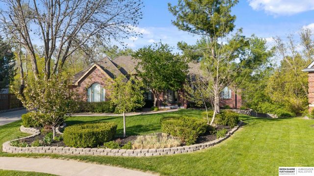 17108 R Circle, Omaha, NE 68135