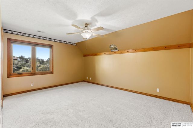 17108 R Circle, Omaha, NE 68135