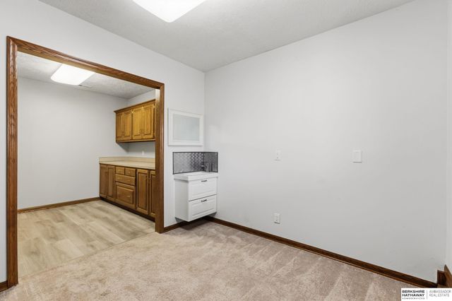 17108 R Circle, Omaha, NE 68135