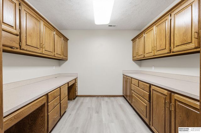 17108 R Circle, Omaha, NE 68135