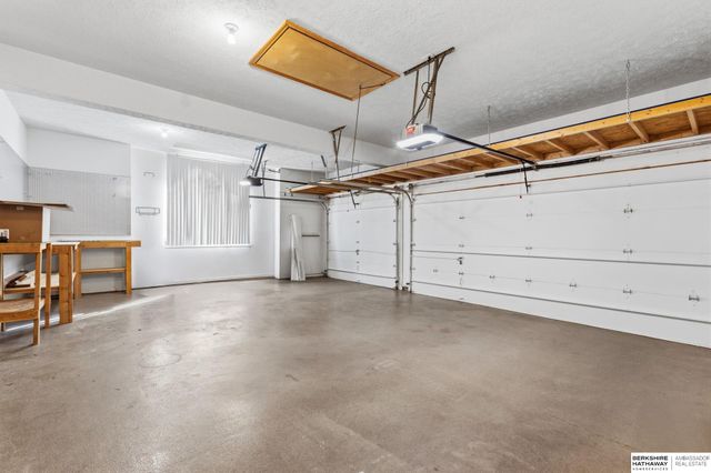 17108 R Circle, Omaha, NE 68135