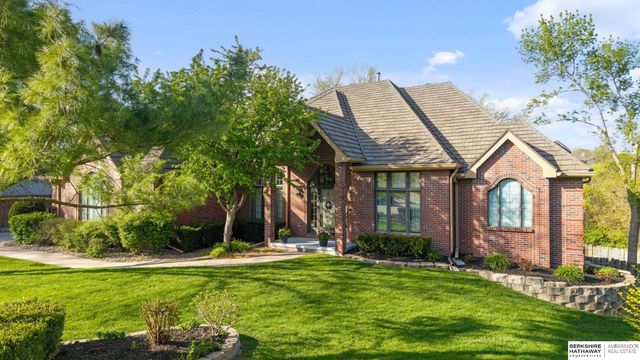 17108 R Circle, Omaha, NE 68135