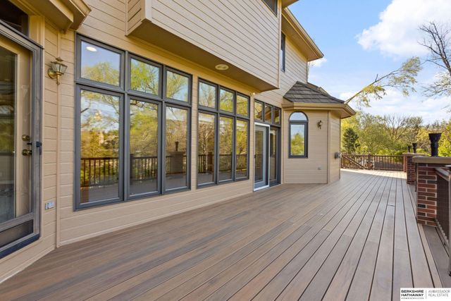 17108 R Circle, Omaha, NE 68135