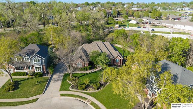 17108 R Circle, Omaha, NE 68135
