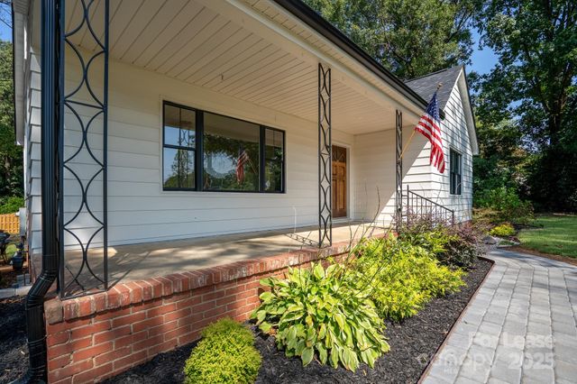 14925 N Old Statesville Road, Huntersville, NC 28078