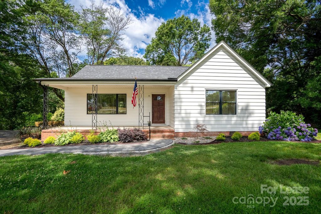 14925 N Old Statesville Road, Huntersville, NC 28078