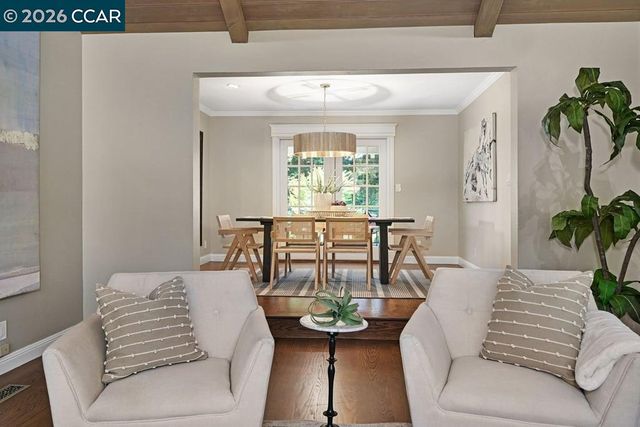 1719 Oro Valley Circle, Walnut Creek, CA 94596