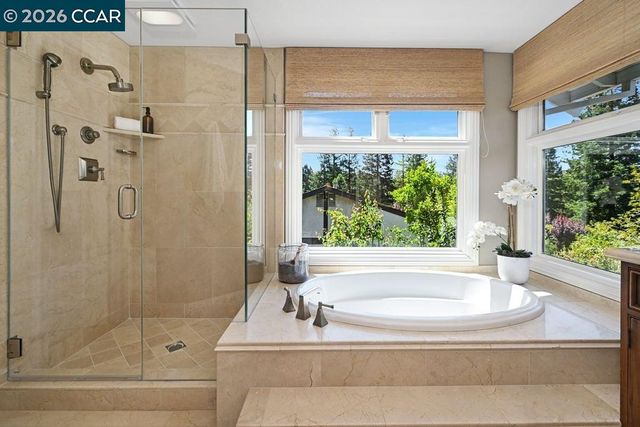 1719 Oro Valley Circle, Walnut Creek, CA 94596