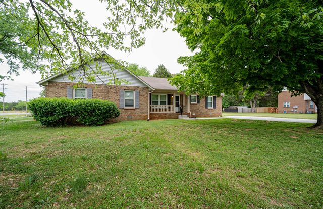 2594 Exeter Dr, Murfreesboro, TN 37130