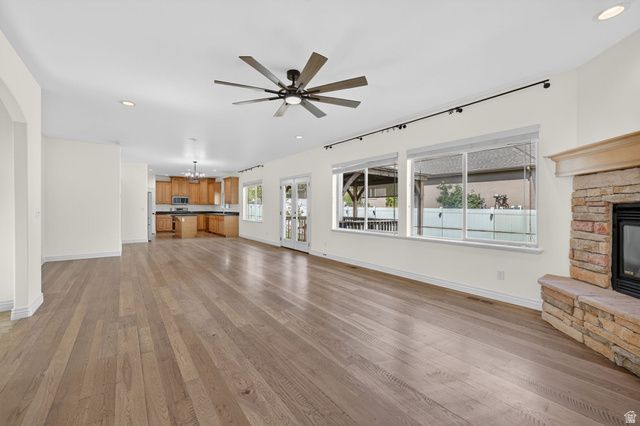 2733 S BELLFLOWER CIR, Saratoga Springs, UT 84045