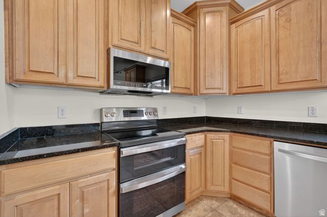 2733 S BELLFLOWER CIR, Saratoga Springs, UT 84045