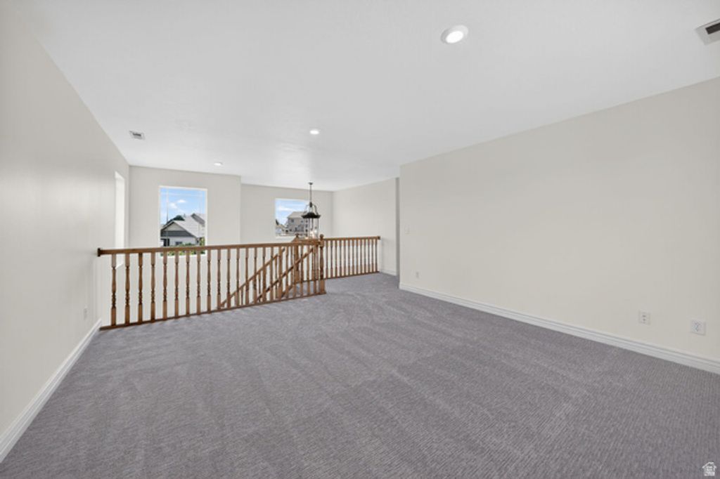 Image 30 of property listing at 2733 S BELLFLOWER CIR, Saratoga Springs, UT 84045