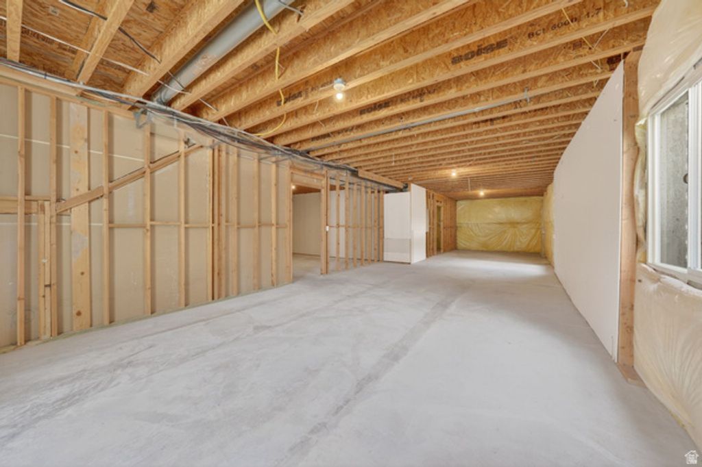 Image 47 of property listing at 2733 S BELLFLOWER CIR, Saratoga Springs, UT 84045