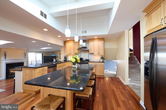 504 S CENTRAL BLVD, Broomall, PA 19008