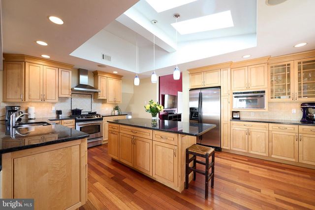 504 S CENTRAL BLVD, Broomall, PA 19008