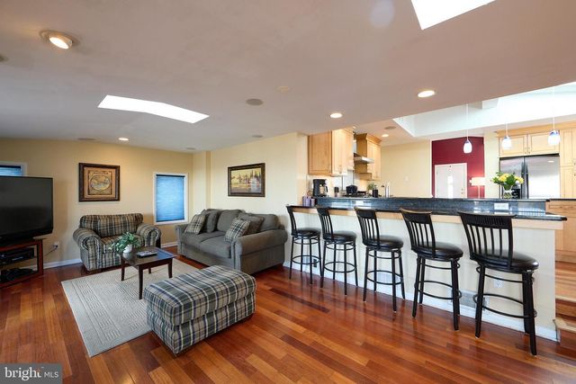 504 S CENTRAL BLVD, Broomall, PA 19008