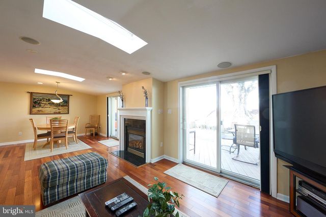 504 S CENTRAL BLVD, Broomall, PA 19008