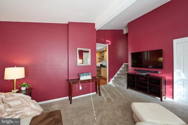 504 S CENTRAL BLVD, Broomall, PA 19008