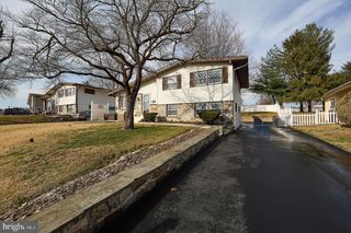 504 S CENTRAL BLVD, Broomall, PA 19008