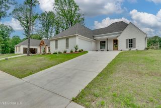 124 Grayson Way, Madison, MS 39110